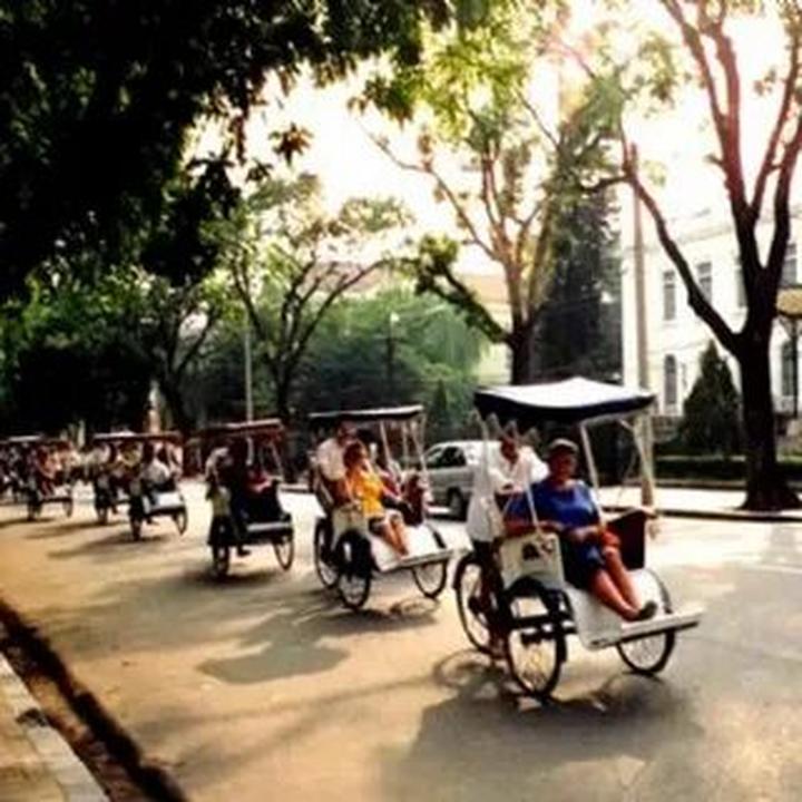 Hotspot Matrix: Biến Mua váy hoa mà không biết 4 thành cơ hội marketing đột phá